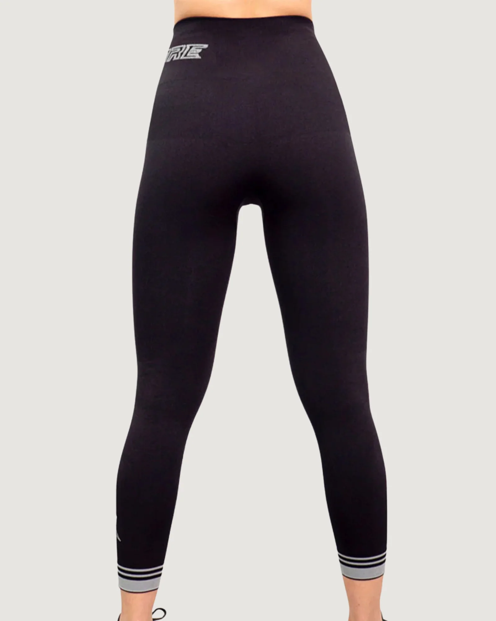 Patented Vixen Women's CORETECH® SPORTS Performance 7/8 Legging - Image 4